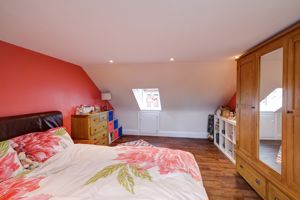 Bedroom- click for photo gallery